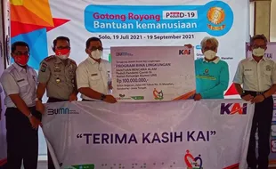 Dukung IKA UNS Peduli Pandemi Covid-19, PT KAI Beri Bantuan Rp100 Juta