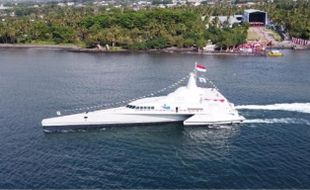 KRI Golok 688 Kapal Trimaran Baru Andalan TNI AL