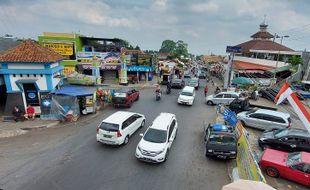 Dikaji, Aturan Ganjil Genap Kendaraan di Jalur Wisata Karanganyar