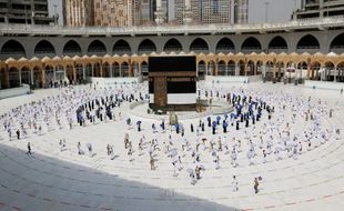 Garuda Indonesia Batalkan Penerbangan Umrah, Ini Alasannya