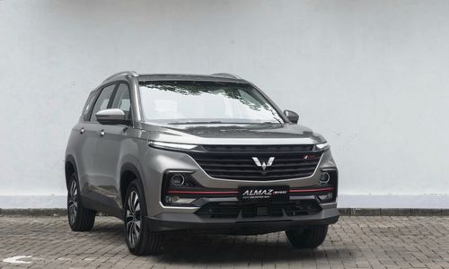 Wuling Tanam Teknologi Radar di Fitur Almaz RS EX