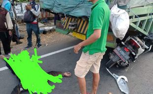 Tabrak Truk Tronton Parkir di Jalan Lingkar Barat Madiun, Pengendara Sepeda Motor Meninggal