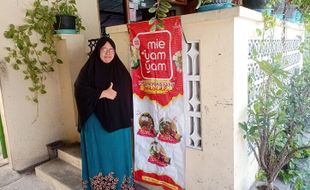 Dari Hobi Makan Mi, Wanita Solo Ini Sukses Bisnis Mi Ayam Instan Beromzet Jutaan Rupiah