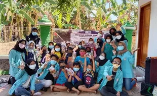 KKN UNS 335 Dampingi Anak TK dan SD di Sragen Belajar