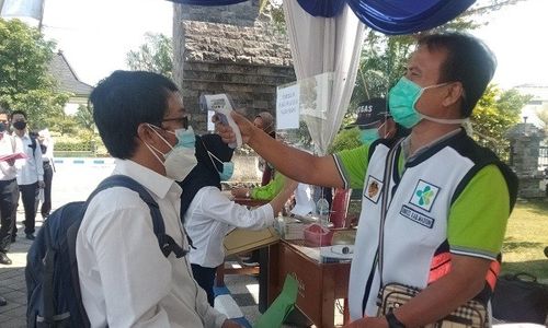 Cegah Penularan Covid-19, Parkir Peserta SKD CASN Madiun Dibagi