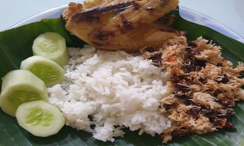 Nikmatnya Ayam Pencok, Kuliner Nenek Moyang Khas Grobogan