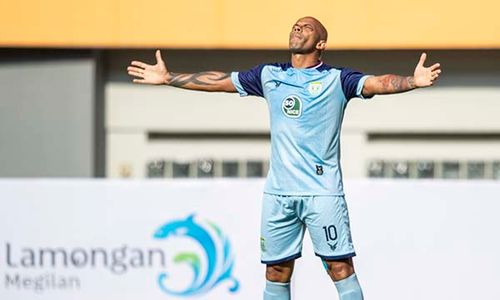 Liga 1 2021-2022 : Gol Ivan Carlos Bawa Kemenangan Persela Lamongan Atas Persipura Jayapura 1-0