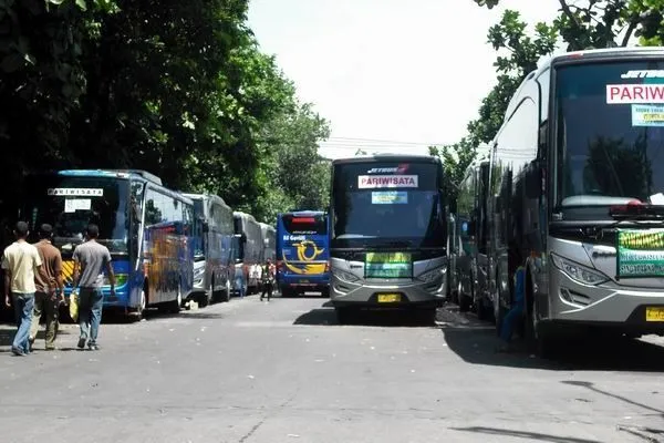 Tarif Parkir Nuthuk Rp350 000 Di Jogja Polisi Hasil Mark Up Kru Bus