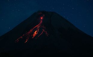 Gunung Merapi 11 Kali Lava Pijar, Status Masih Siaga (Level III)