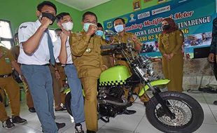 Inilah Motor Hasil Rancangan Dua Siswa Penyandang Tunarungu di Serang Banten