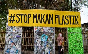 Wow, Begini Keunikan Museum Plastik di Gresik