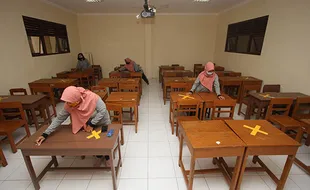 Persiapan Sekolah Menjelang Pembelajaran Tatap Muka di Solo