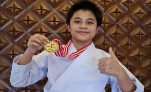 Keren! Siswa SMP Muhammadiyah PK Solo Rebut Emas di Ajang E-Karate Internasional