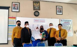 Beruntung Sekali! Jawab Pertanyaan Ganjar, Siswi SMP Boyolali Ini Dapat Beasiswa Kuliah