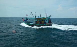 KKP Tangkap Kapal Trawl Malaysia Terkait Illegal Fishing