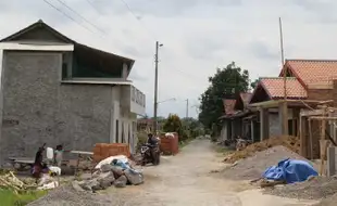 Dikepung Tol hingga Sungai, Lima Rumah di Ngabeyan Klaten Terancam Terisolasi