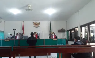 Pengacara Terdakwa Satai Beracun Minta Nani Dibebaskan