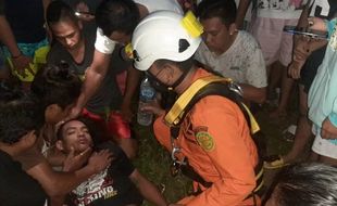 Nekat! Pemuda Mabuk di Minahasa Panjat Tower Listrik