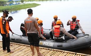 Antisipasi Laka Air, Polres Kulonprogo Latihan SAR