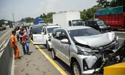 Ini Penyebab Kecelakaan Beruntun di Tol Jakarta-Cikampek