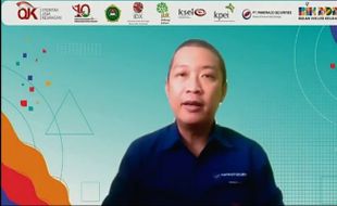 OJK Bagi-Bagi Tips untuk Mahasiswa yang Minat Investasi Saham