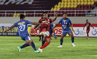 Ini Susunan Pemain Persis Solo vs PSIM: Irfan Bachdim Starter