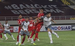 Susunan Pemain Persis Solo vs Persijap: Irfan Bachdim Tak Masuk Skuad