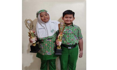 2 Siswa SD Muhammadiyah PK Harumkan Nama Solo di Ajang Internasional