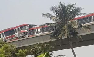 Kereta LRT Tabrakan Saat Uji Coba di Jakarta Timur, Tak Ada Korban Jiwa