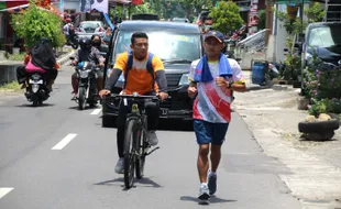 Mustakim Peraih Emas PON Papua Lari 58 Km dari Salatiga ke Klaten