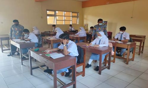 Peserta PTM SMA/Sederajat di Jateng Diusulkan Tambah Jadi 50% Kapasitas