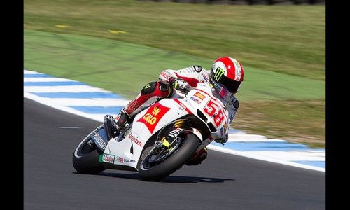 Sejarah Hari Ini : 23 Oktober 2011, Simoncelli Kecelakaan di Sepang