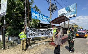 Jelang Laga Persis Vs PSIM, Spanduk Provokatif Bertebaran di Sukoharjo