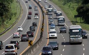 Selain Bos Indomaret, 3 Artis Ini Alami Kecelakaan di Tol Cipularang