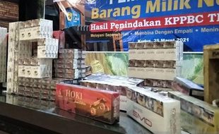 Pengiriman 240.000 Batang Rokok Ilegal Dengan Truk Mebel Digagalkan