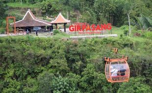 Jembatan Gantung Girpasang Klaten Buka meski Merapi Erupsi, Tapi...