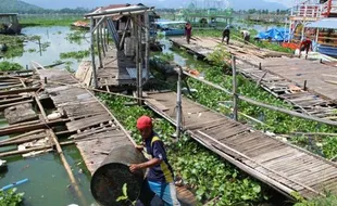 Dibongkar Pemilik, Warung Apung Rawa Jombor Kini Tinggal Kenangan