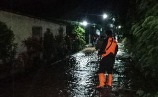 Tanggul Jebol, 6 Rumah di Karangpelem Kedawung Sragen Kebanjiran