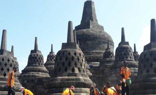 Pengedit Stupa Borobudur Berwajah Jokowi Diusut, Bagaimana Roy Suryo?