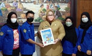 Temukan 509 Iklan Rokok, Forum Anak Sukowati Mengadu ke Bupati Sragen