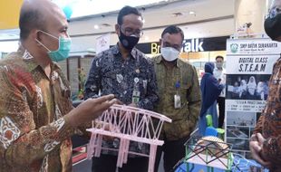 Festival Ayo Membaca 2021: SMP Batik Unggulkan STEAM