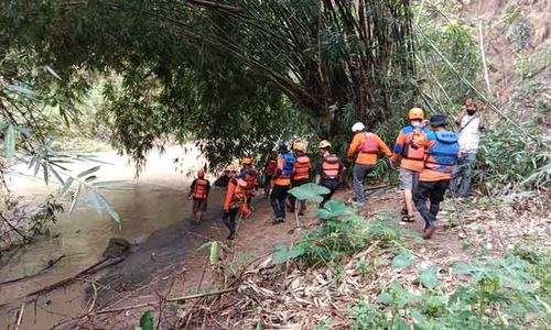 Pencarian Pemancing Hanyut di Sungai Gembong Karanganyar Dilanjutkan