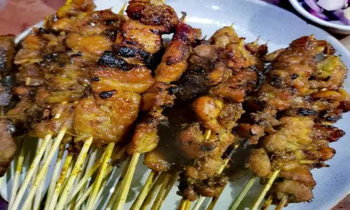 Sate Martawi, Lebih Gede dari Sate Lainnya