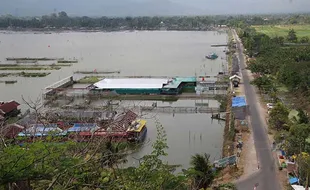 Selamat Tinggal Warung Apung Rawa Jombor Klaten