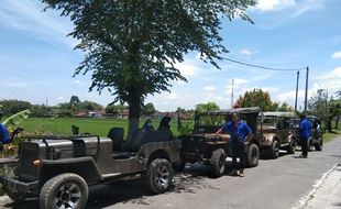 Wisata Baru Keliling Delanggu Pakai Jeep Klasik, Berapa Harga Sewanya?