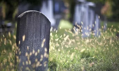 Waduh! Tak Rela Ditinggal Mati, Pria di Ponorogo Bongkar Makam Istri