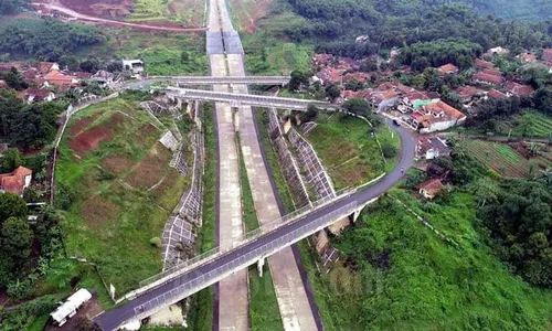 Teknologi Drone Mempercepat Proyek Tol Cisumdawu