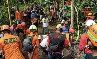 Tak Nurut Istri, Petani Malang Ini Tertimbun Longsor Susulan