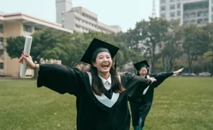 Aplikasi Pinjaman Online yang Bersahabat untuk Fresh Graduate