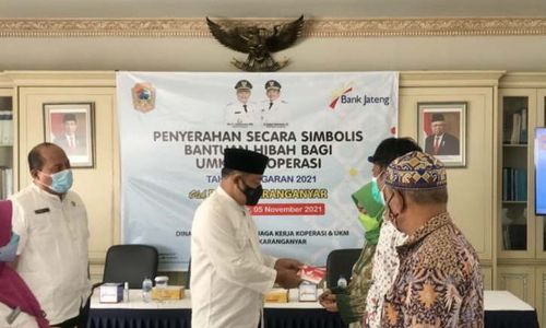 63 Pelaku UKM dan Koperasi di Karanganyar dapat Hibah Rp1,46 Miliar